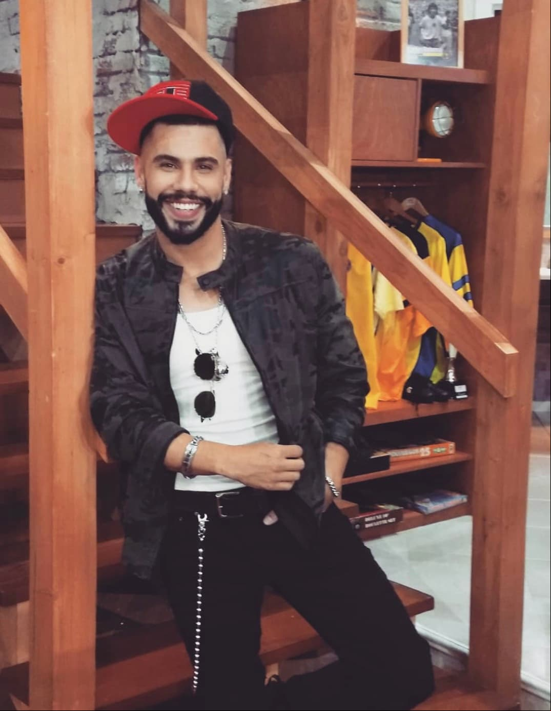 Recientemente, el mayor de los hermanos Speitzer formó parte de las dos temporadas de 'Simón dice', una serie cómica en compañía de Arath de la Torre, Nora Salinas, Ricardo Fashtlicht, Dalilah Polanco, Sergio Ochoa, Claudia Acosta y María Chacón.
