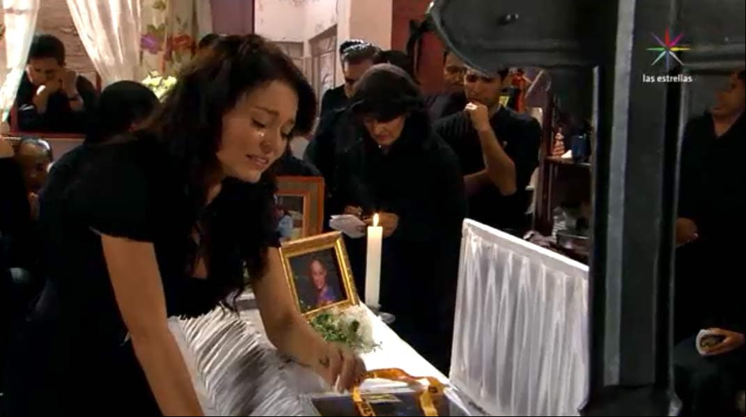 Capítulo 5: Teresa culpa a la pobreza por la muerte de Rosita