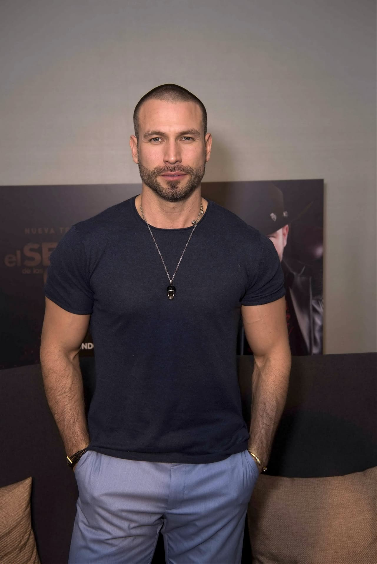 Captan a Rafael Amaya corriendo en Tijuana con supuesto delirio de persecución