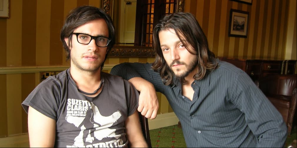 Su primer papel protagónico fue en la telenovela infantil El Abuelo y Yo, al lado de Ludwika Paleta y Diego Luna.