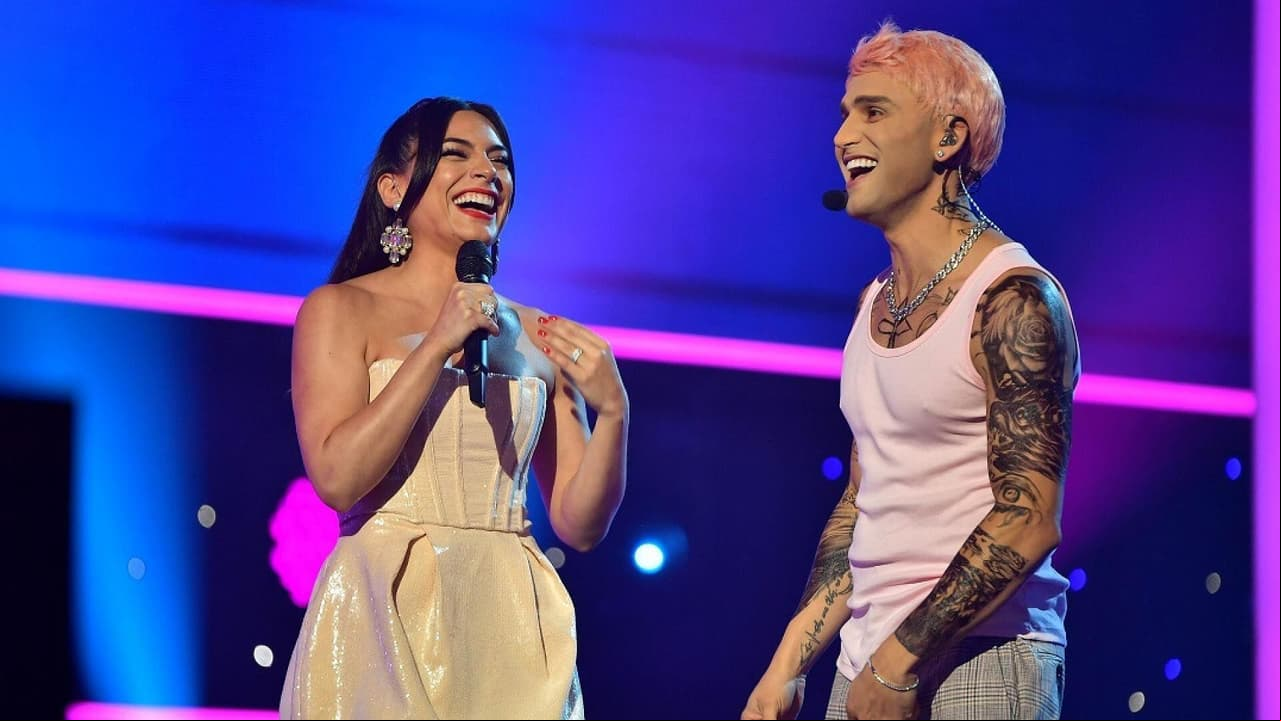 Ana Brenda Contreras queda rendida a los encantos de este cantante