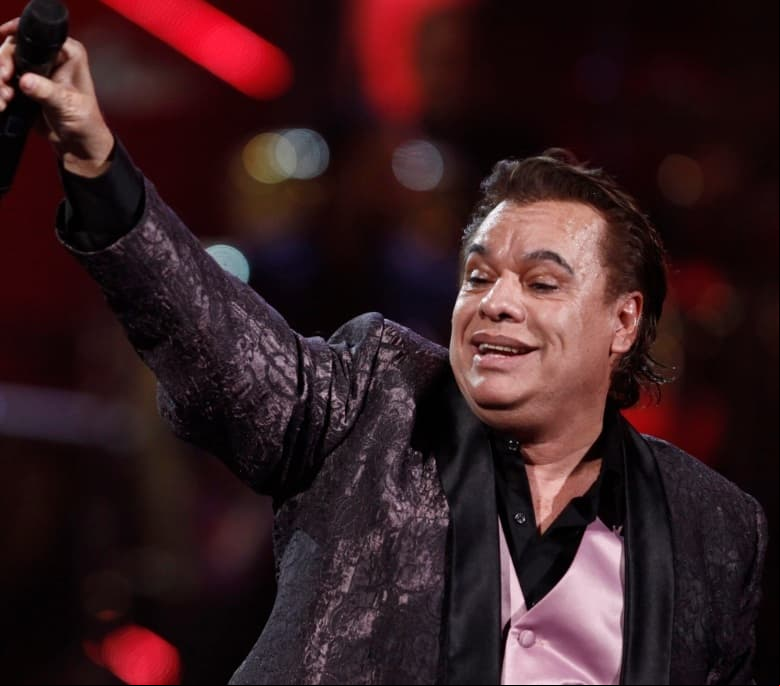 Venden lujosa mansión de Juan Gabriel por millones de dólares