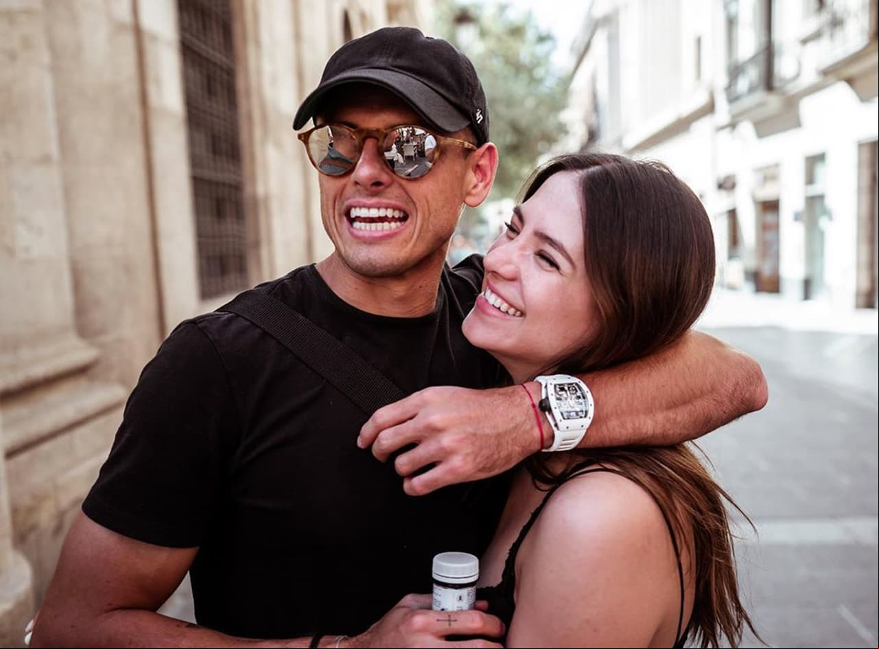 Sarah Kohan pública atrevida foto en medio de rumores de separación con ‘Chicharito’ Hernández