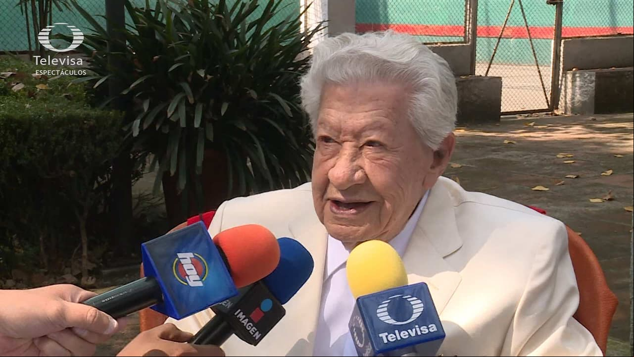 Ignacio López Tarso celebra 94 años de edad