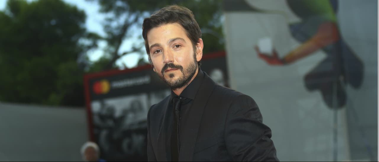 Diego Luna construye un imperio en el nuevo avance de 'Narcos: México'