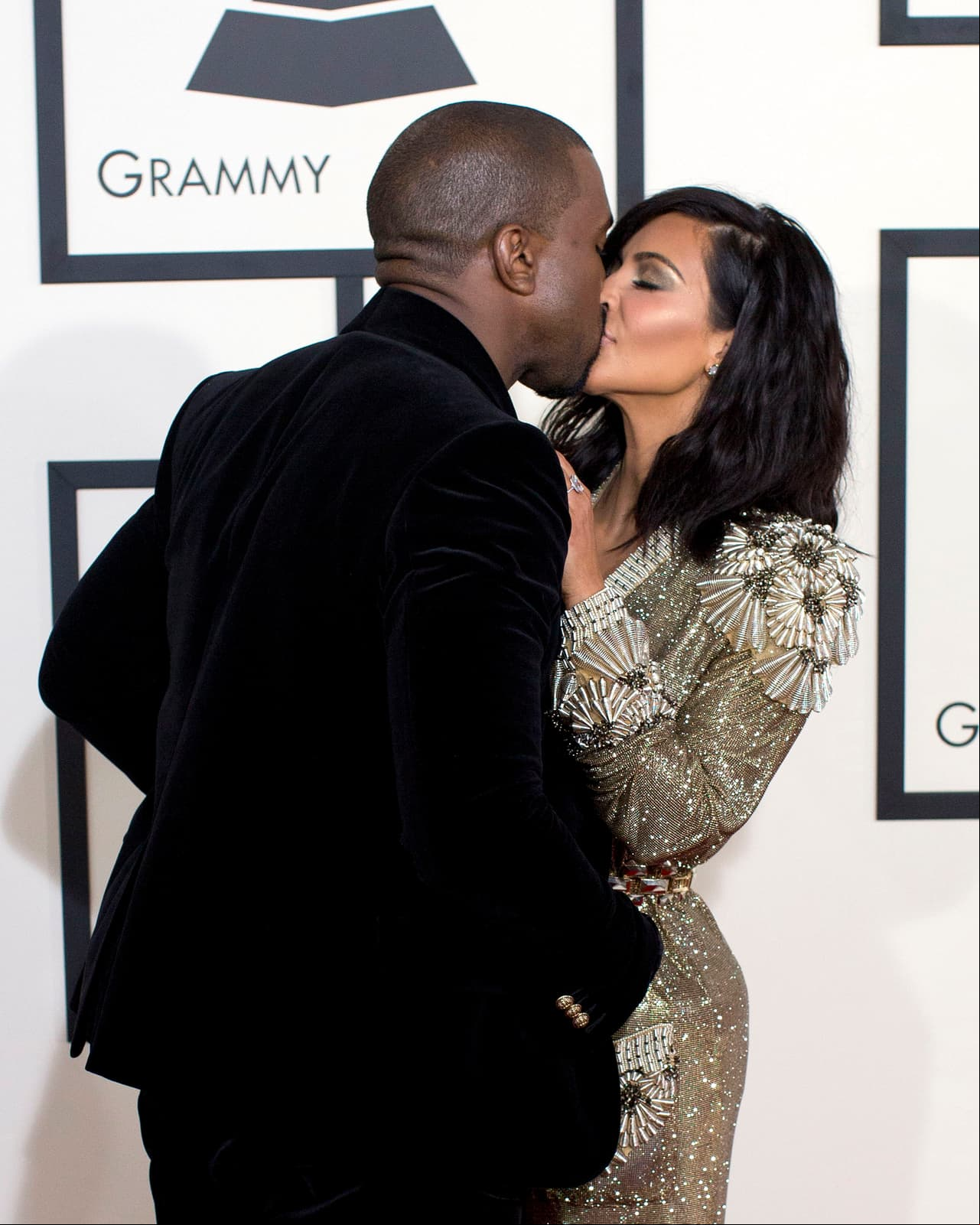 Kim Kardashian y Kanye West, quienes contrajeron matrimonio en mayo de 2014 y procrearon cuatro hijos, enfrentan un proceso de divorcio.