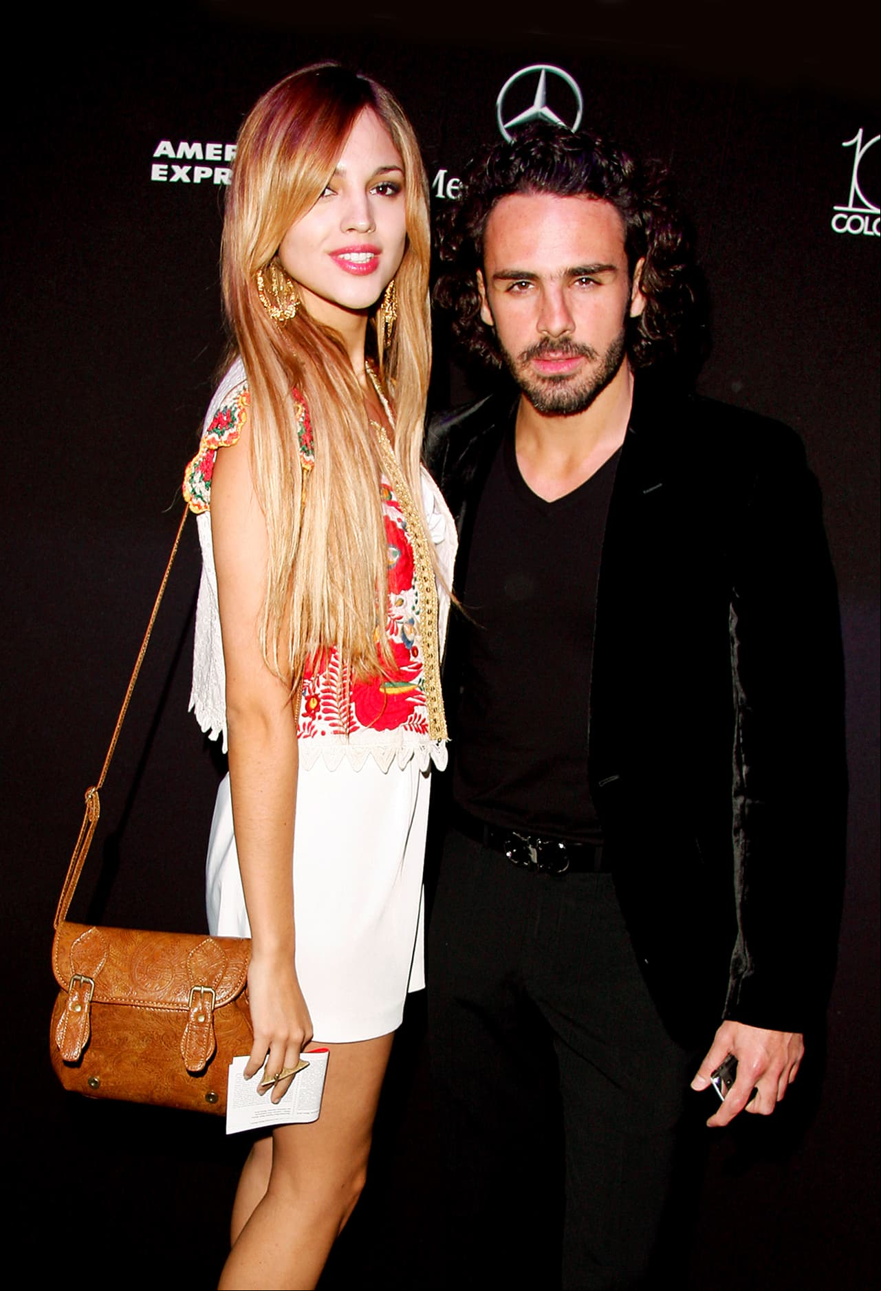 Uno los primeros romances de Eiza González fue con el empresario mexicano Pepe Díaz, con quien en varias ocasiones fue captada besándose. La pareja mantuvo una relación intermitente por dos años, de 2011 a 2013, año en el que terminaron definitivamente.