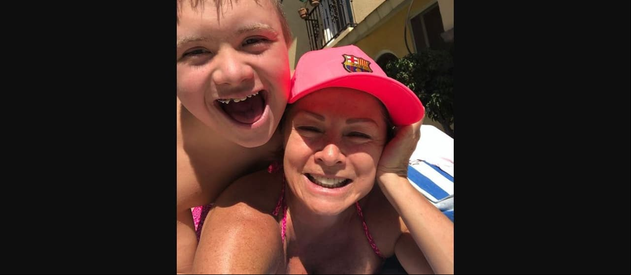 Además de confesar frente a Lety Calderón sus intensiones de convertirse en cantante, el joven, muy convencido, dijo que su mejor regalo sería conocer a una famosa colega de su madre: "Ser biólogo… cantar, ser cantante de ópera, tocar mejor la guitarra, pero mi mayor sueño es conocer al amor de mi vida, a Marjorie (de Sousa), ese es mi mayor sueño en la vida, eso quiero de cumpleaños".