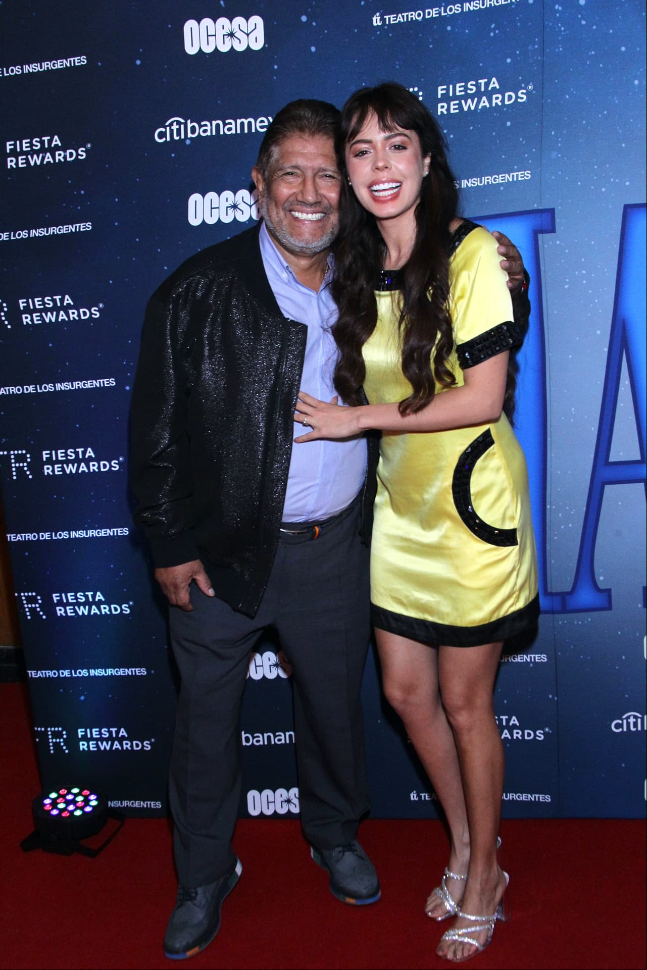 Juan Osorio destapa el romántico regalo que le dio su novia Eva Daniela