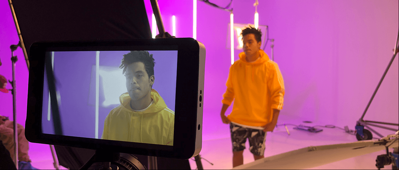 ¿Cómo fue grabar el primer videoclip de Like?
