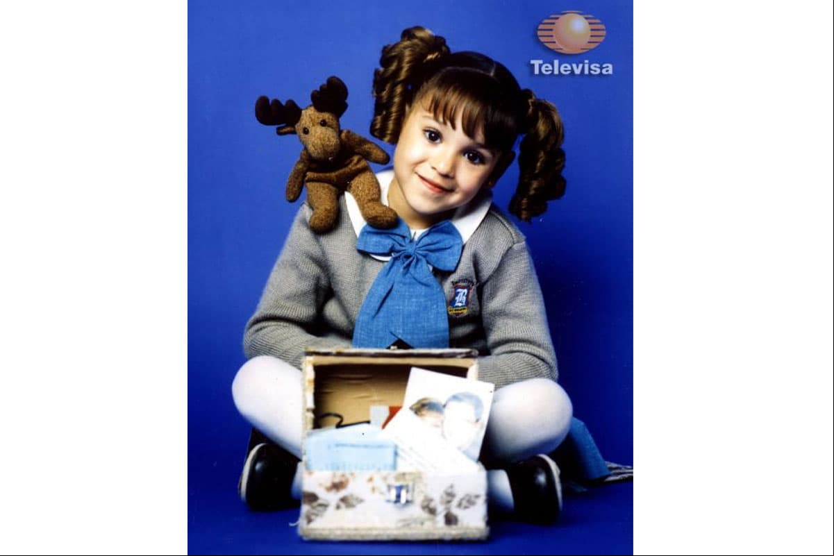 Danna Paola en su primer protagónico en la telenovela María Belén (2001).