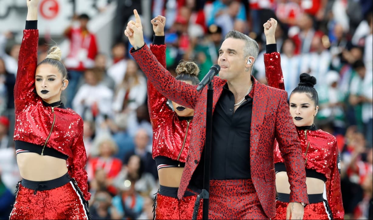 La presentación de Robbie Williams en Rusia 2018 causa críticas y polémica
