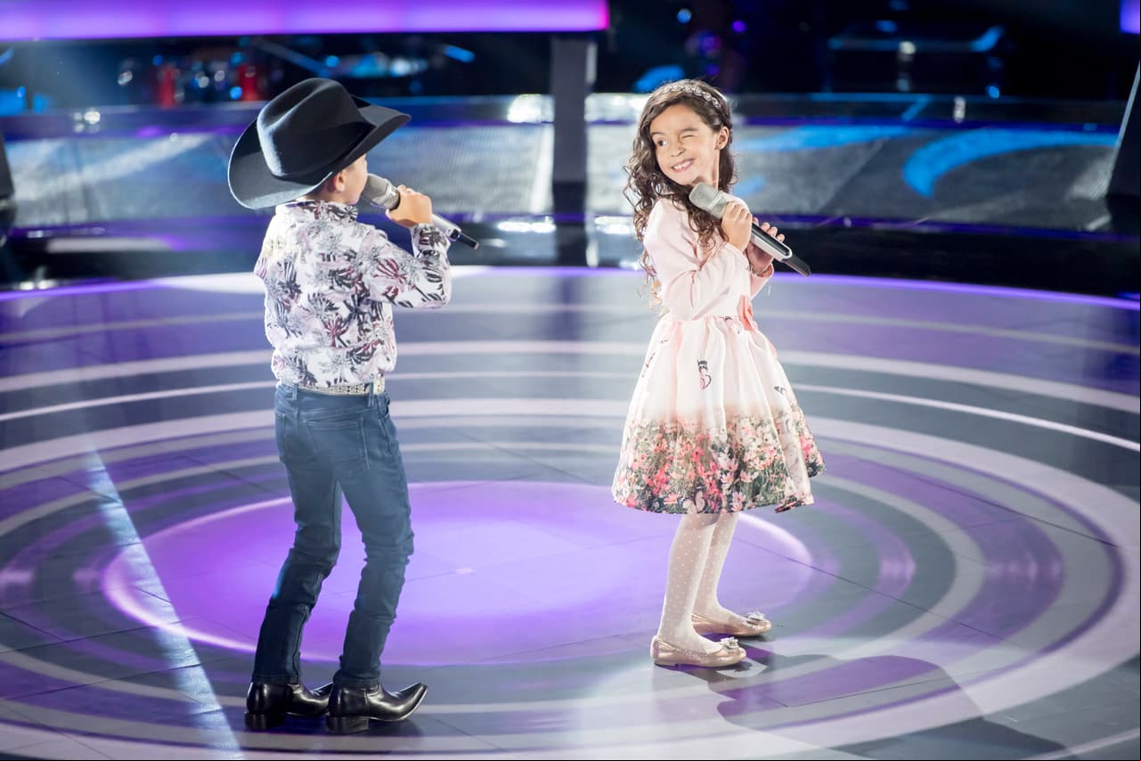 El Team Lucero se encargó de abrir la última noche de Batallas con el tema ‘Adoro’ del Grupo Bronco. Con su ternura y carisma, Roberto, Marian y Jesús se robaron el corazón de los coaches.