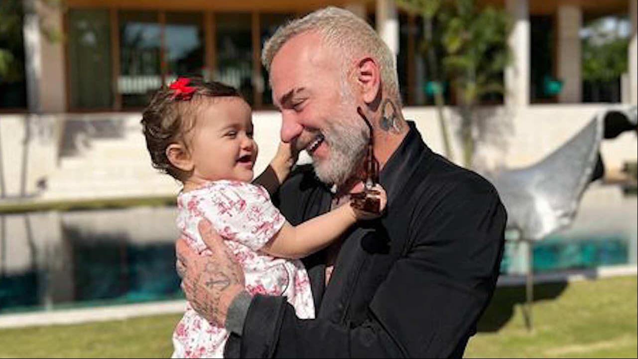 Gianluca Vacchi reaparece con su hija Blu Jerusalema tras enfermedad