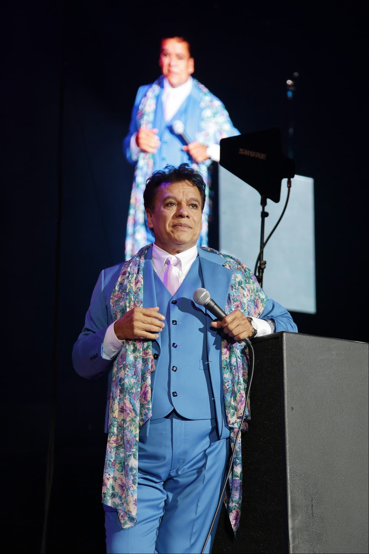 Joaquín Muñoz dice quiénes provocaron supuestamente la desaparición de Juan Gabriel
