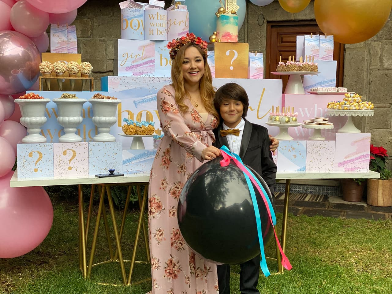 Sherlyn junto a su sobrino Diego
