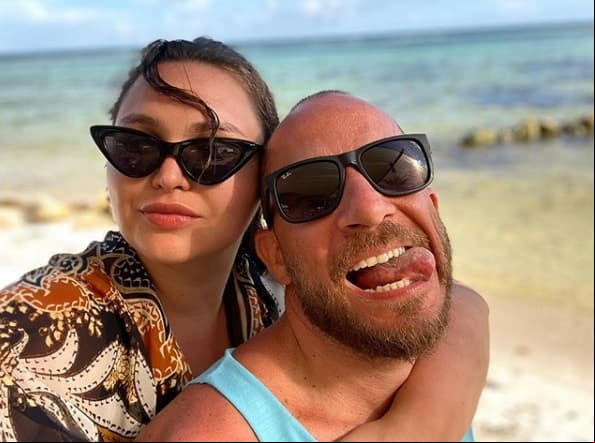 Cabe mencionar que la primera vez que Estefanía Villarreal compartió una foto junto a Gidi Shwartz fue en mayo pasado, cuando al pie de su fotografía escribió: “¡Feliz cumpleaños, mi amor! Te amo de aquí a la luna”.