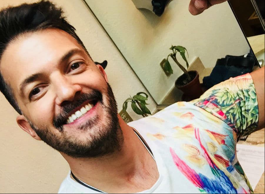 ¡Fernando del Solar relata cómo nació su historia de amor!