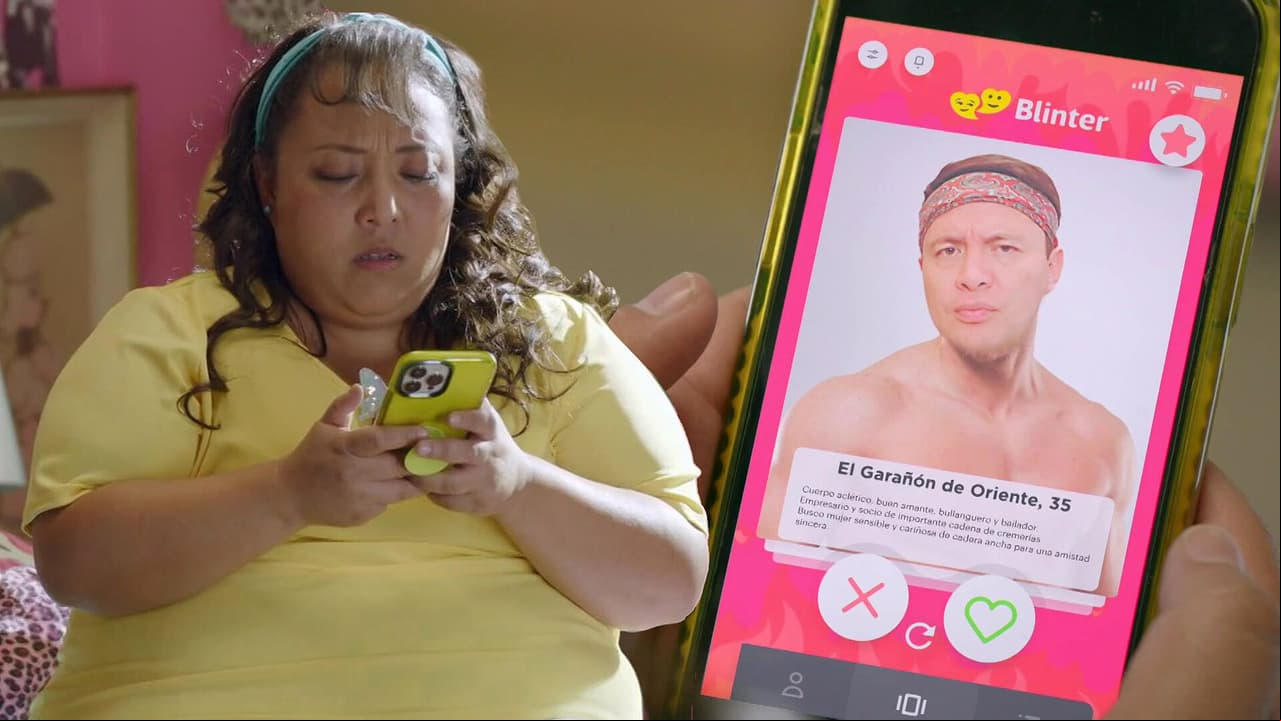 40 y 20: Toña hace un perfil falso en una app de citas para hacer match con Brayan y encararlo