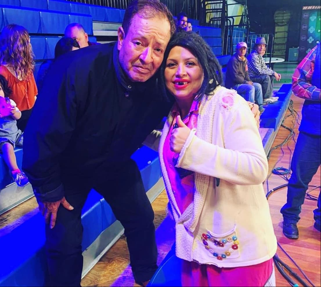 En la misma entrevista, Pérez también recordó sus primeras apariciones en televisión, en programas como 'El Calabozo', conducido por Jorge 'el Burro' Van Rankin y Esteban Arce, y como extra en algunos proyectos de Roberto Gómez Bolaños, 'Chespirito'.